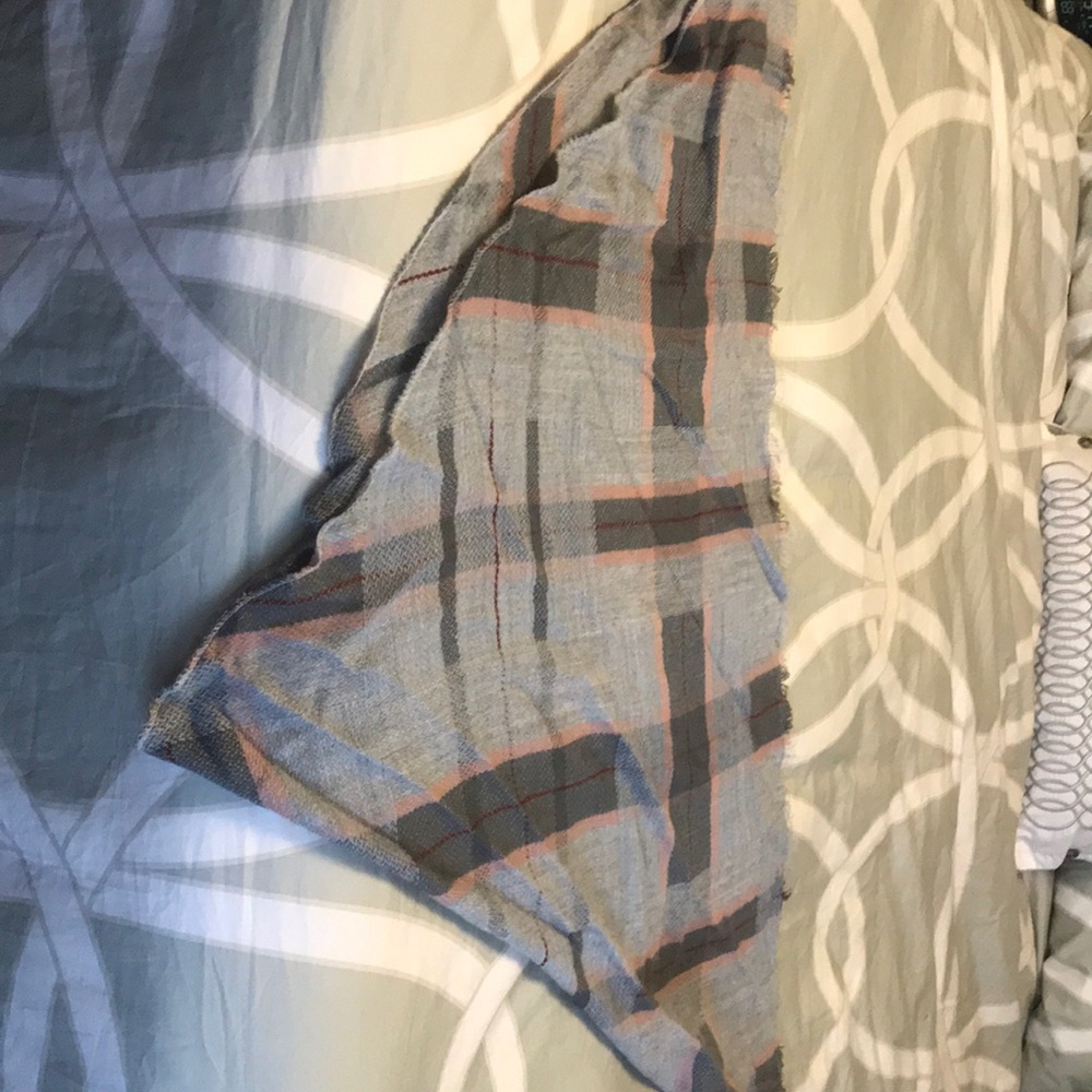Womans scarf triangle style